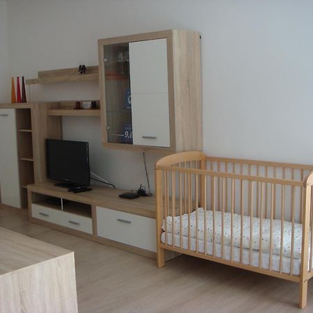 Apartman Kurdejov Hustopeče Eksteriør billede